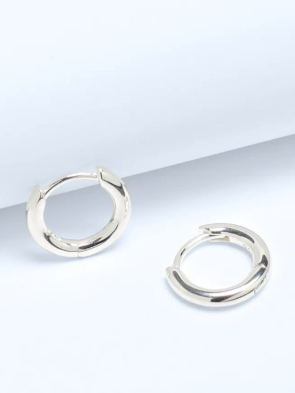 NEW Madewell Demi-Fine Huggie Hoop Earrings in Sterling Silver